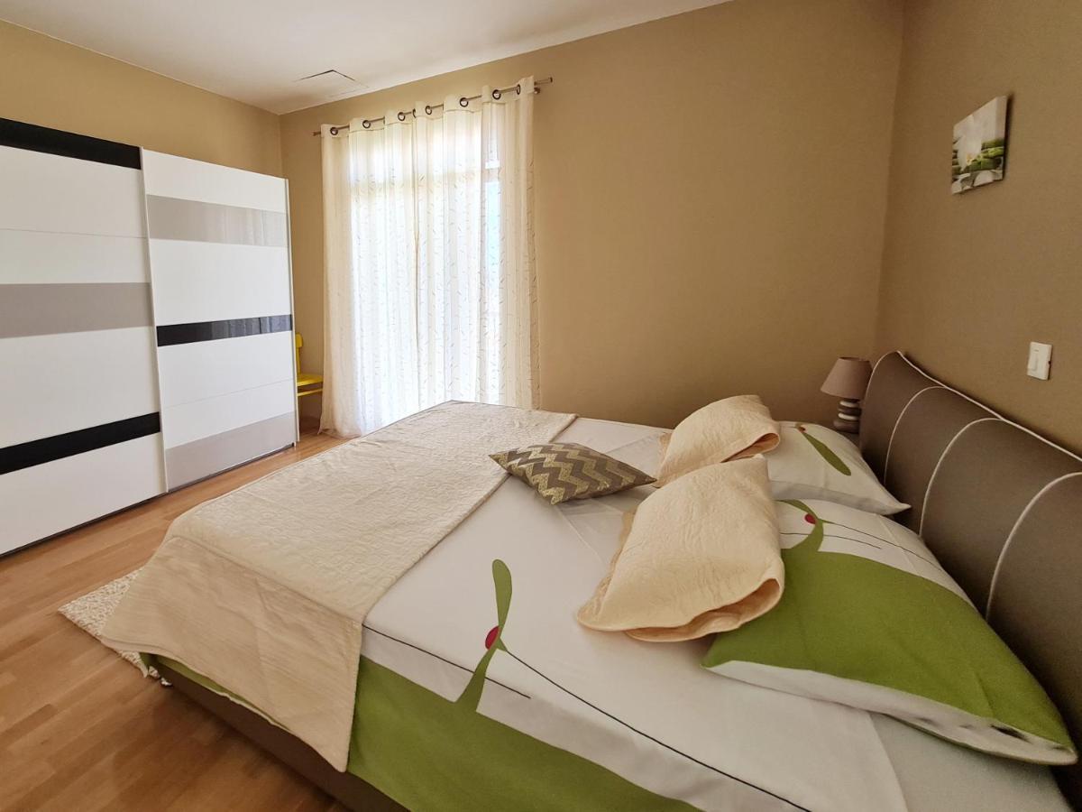 Holiday Home Drago Задар Екстериор снимка