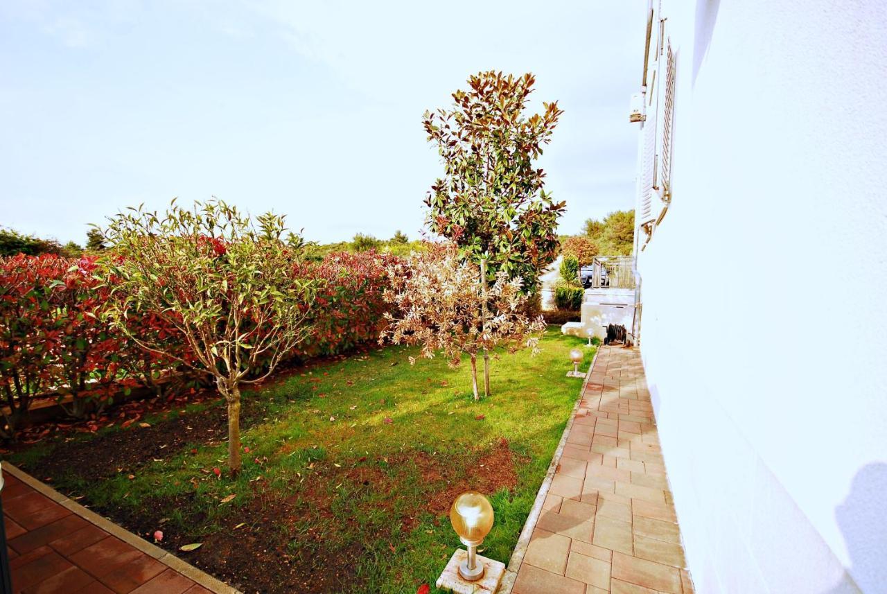 Holiday Home Drago Задар Екстериор снимка